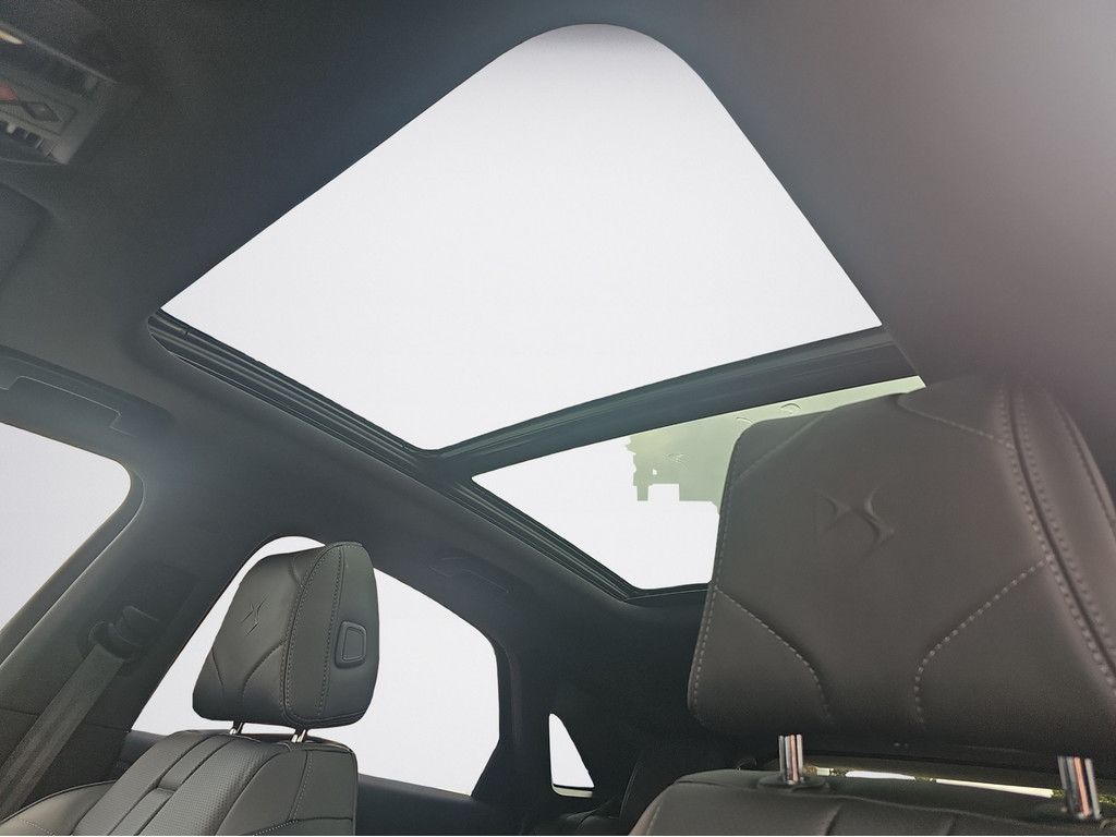 DS Automobiles DS 7 BlueHDI 130 Aut. OPERA LEDER Panoramadach
