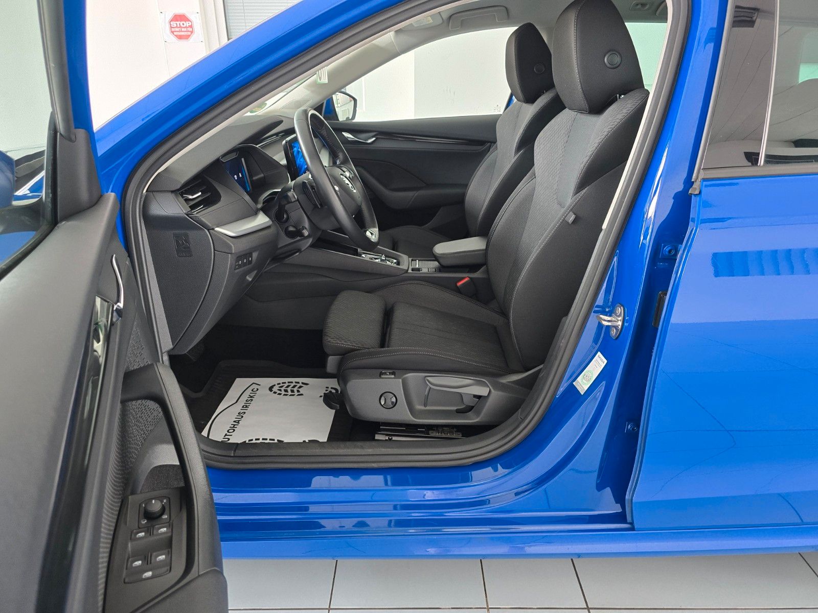 Skoda OCTAVIA CLEVER 2.0 TDI Aut. - Samsaru's Car Outlet