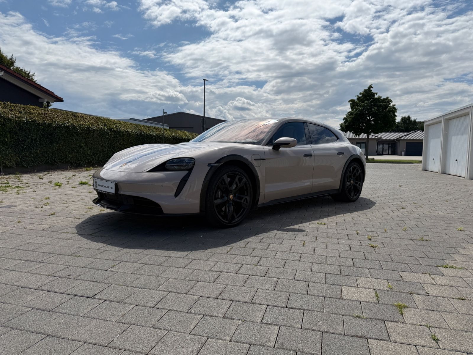 Porsche Taycan Cross Turismo Turbo S Exclusiv Manufaktur