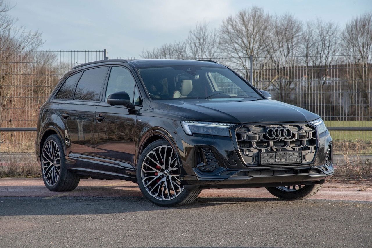 Audi Q7 50TDI  S -LINE *CARBON*MASSAGE*WEBASTO