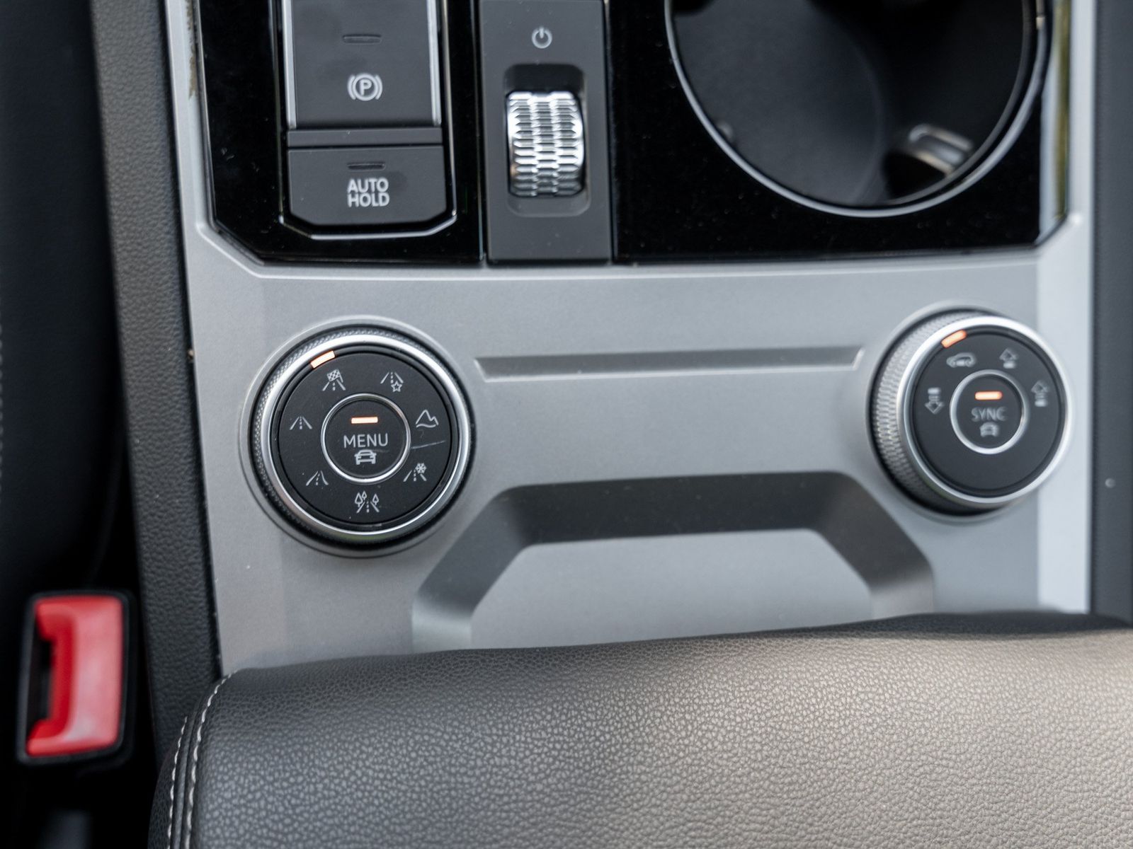 Volkswagen Touareg TDI R-Line Pano IQLight AHK Kam. Leder