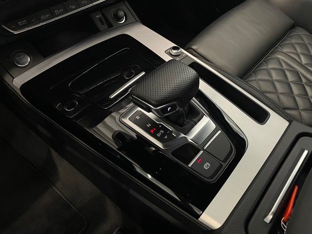 Audi Q5 Sportback 40 TDI quattro S line - Samsaru's Car Outlet
