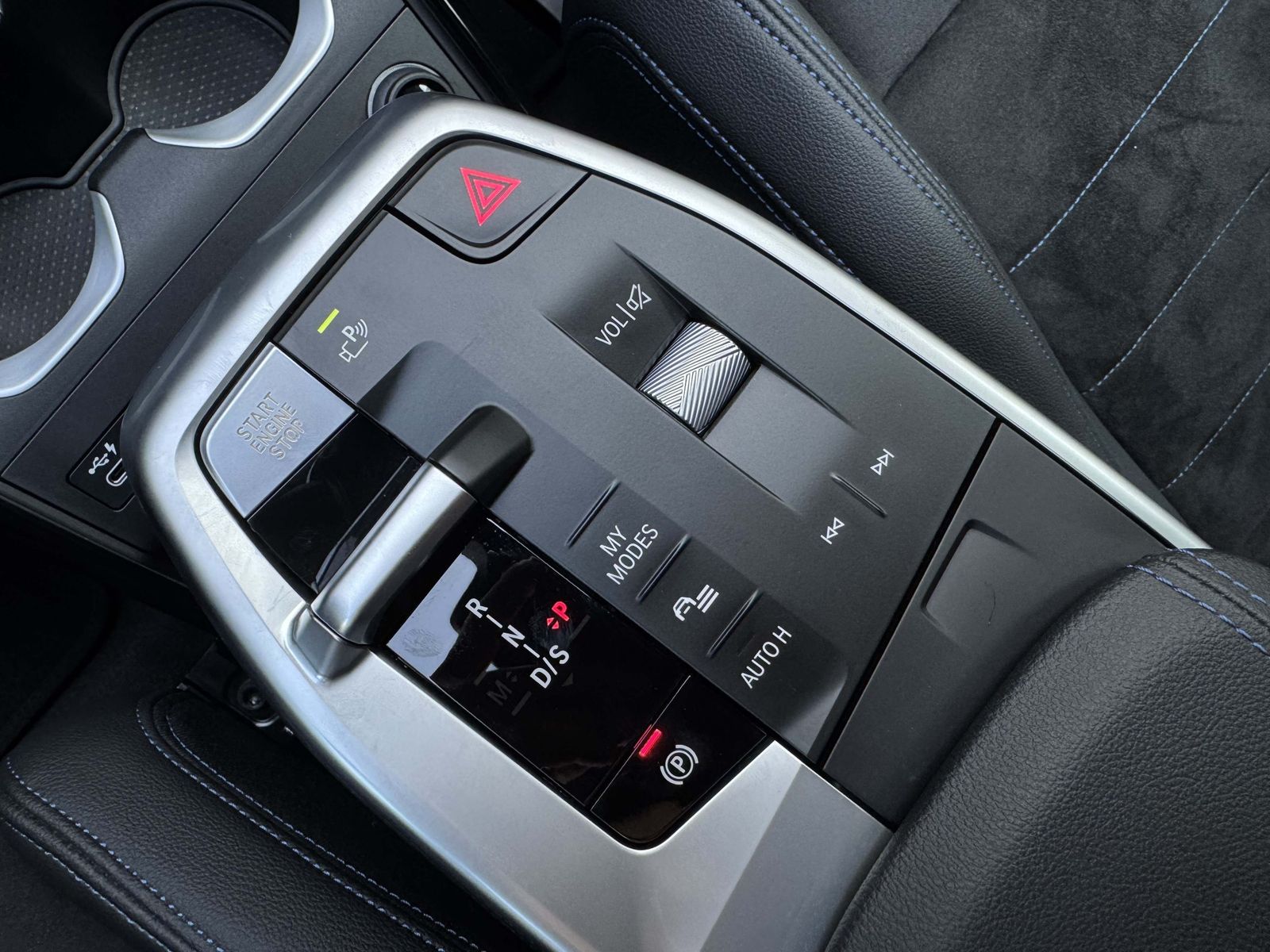 BMW X1 xDrive23i M Sport - Samsaru's Car Outlet