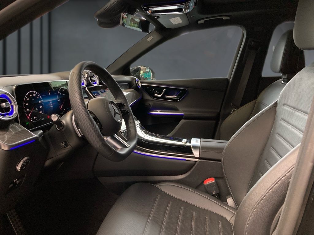 Mercedes-Benz GLC 220 d 4M AMG+Pano+AHK+Memory+Distronic+CarPl