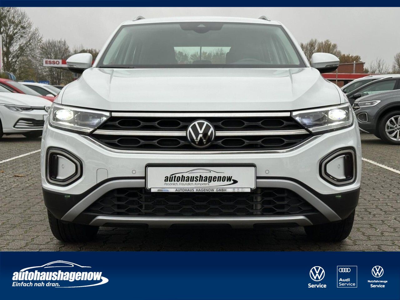 Volkswagen T-Roc 1.5 TSI Style - Samsaru's Car Outlet
