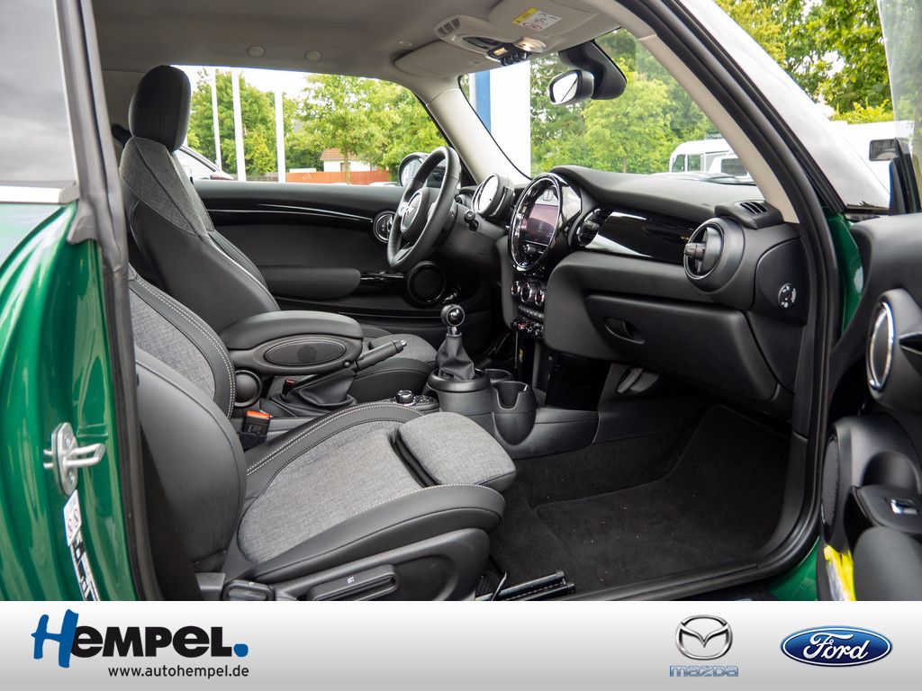 MINI Cooper Essential - Samsaru's Car Outlet