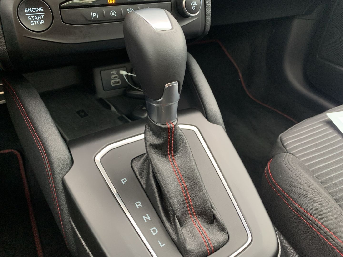 Ford Focus Turnier ST-Line X Panorama Navi Digitales