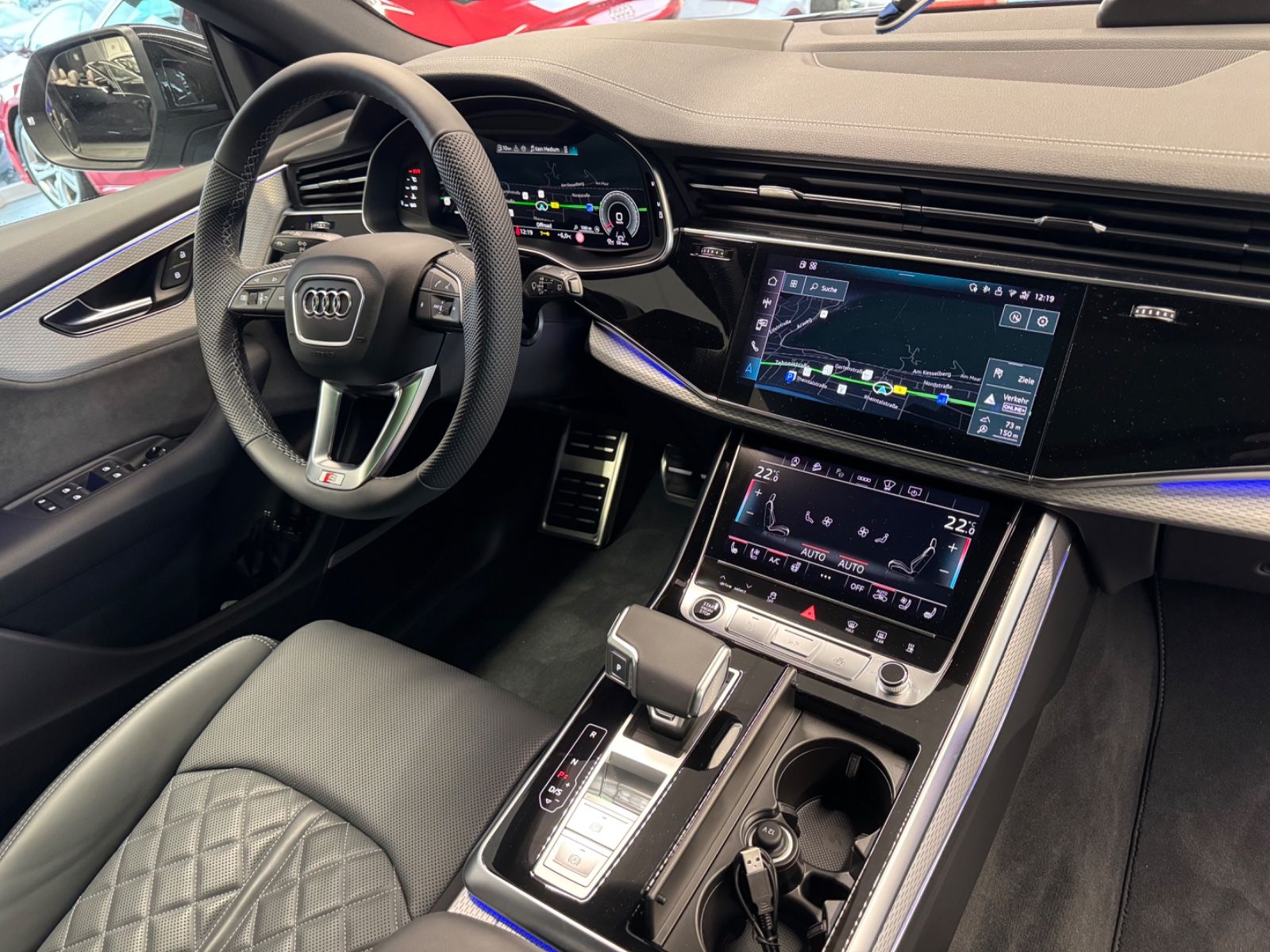 Audi Q8 50TDI S-Line/Black/23zoll/Allradlenk.Pano/B&0