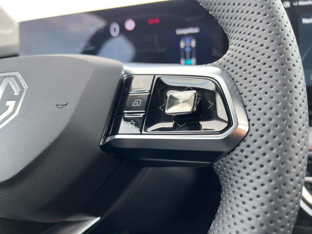MG HS PHEV Luxury*360°CAM*2ZKLIMA*ELEKT.HKLAPPE*LED