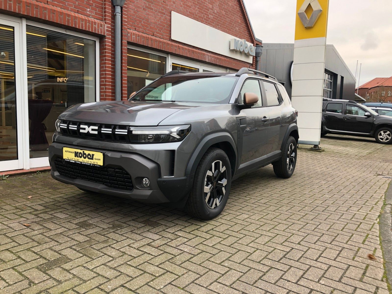 Dacia Duster III TCe 130 Extreme - Samsaru's Car Outlet