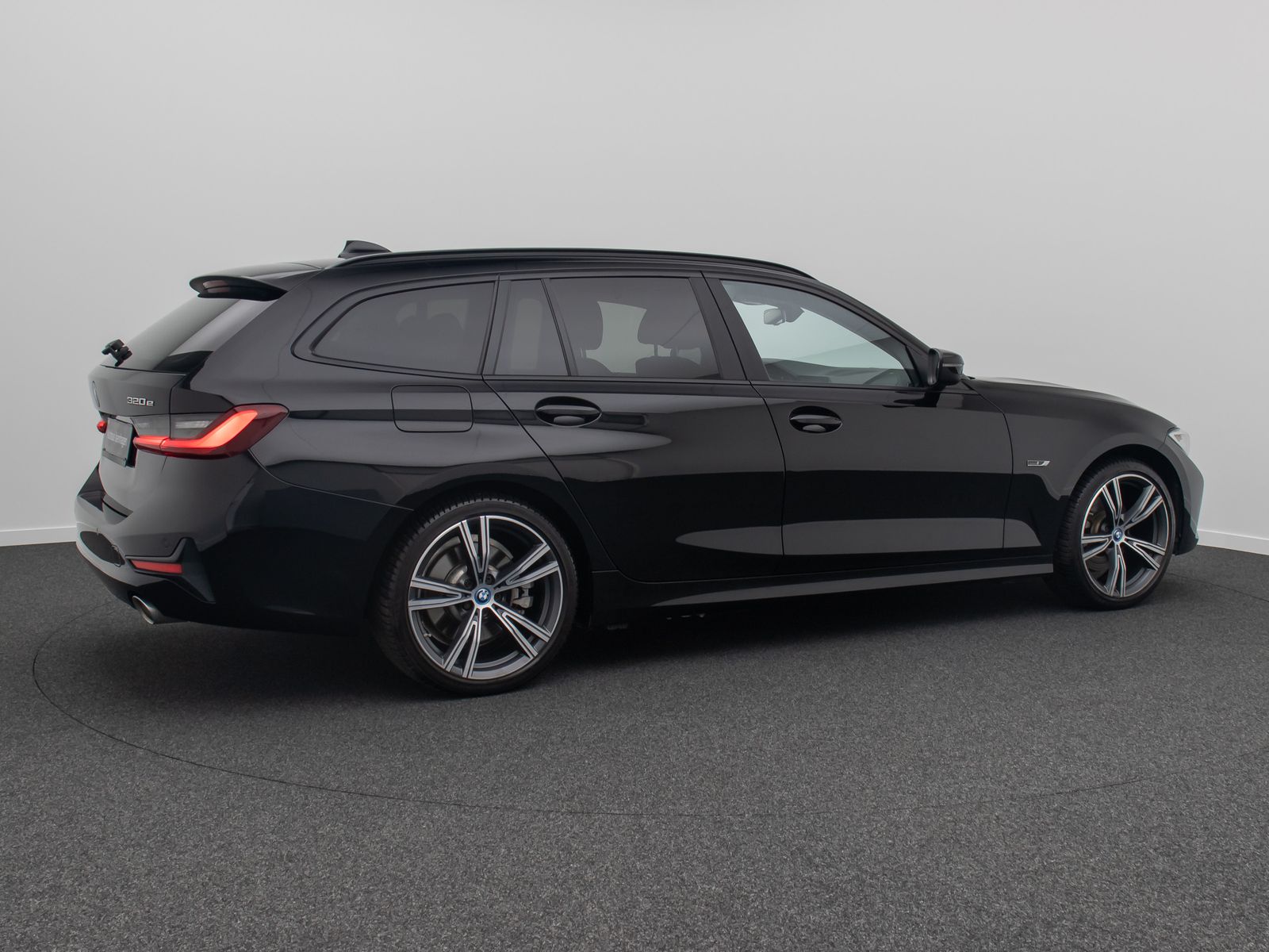 BMW 320e - Samsaru's Car Outlet