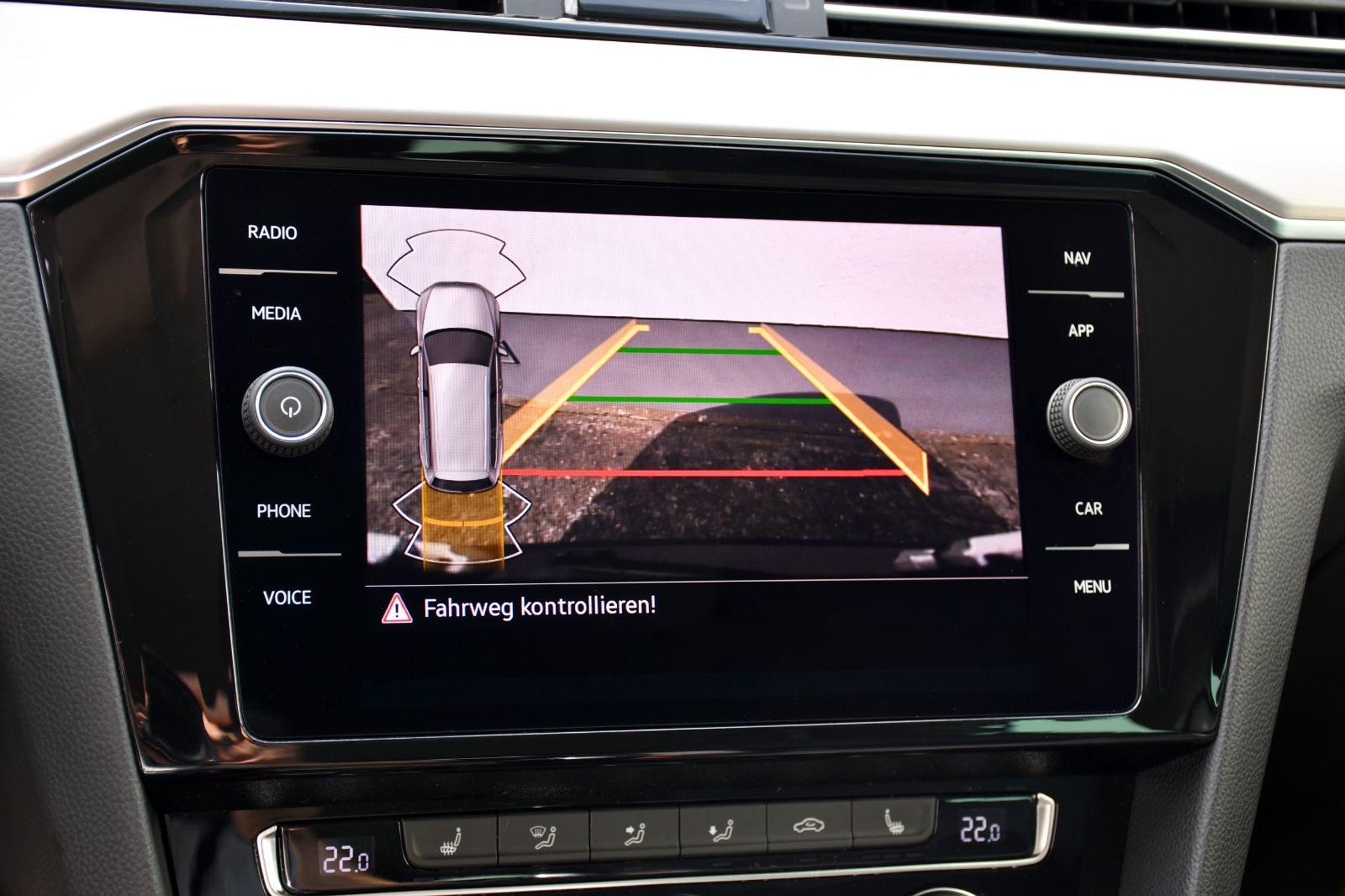 Volkswagen Passat Var Elegance - Samsaru's Car Outlet