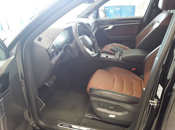 Volkswagen Touareg 3.0 TSI 4 Motion tiptronic R- line - Samsaru's Car Outlet