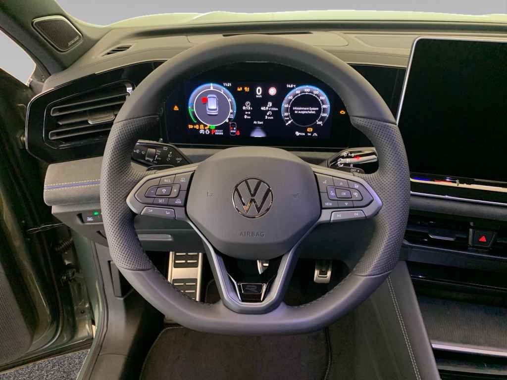 Volkswagen Tiguan R-Line eHybrid LEDER*PANO*DCC*AHK*HARMAN