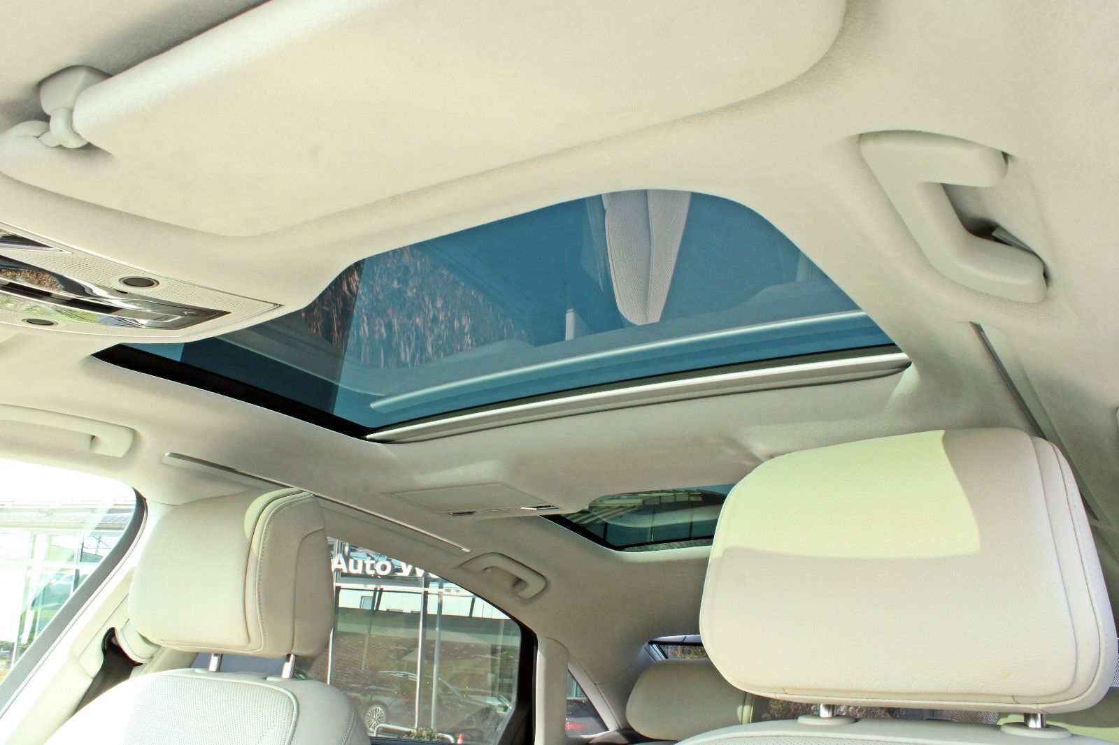 Audi A8 Lang 50TDI S LINE BLACK - Samsaru's Car Outlet
