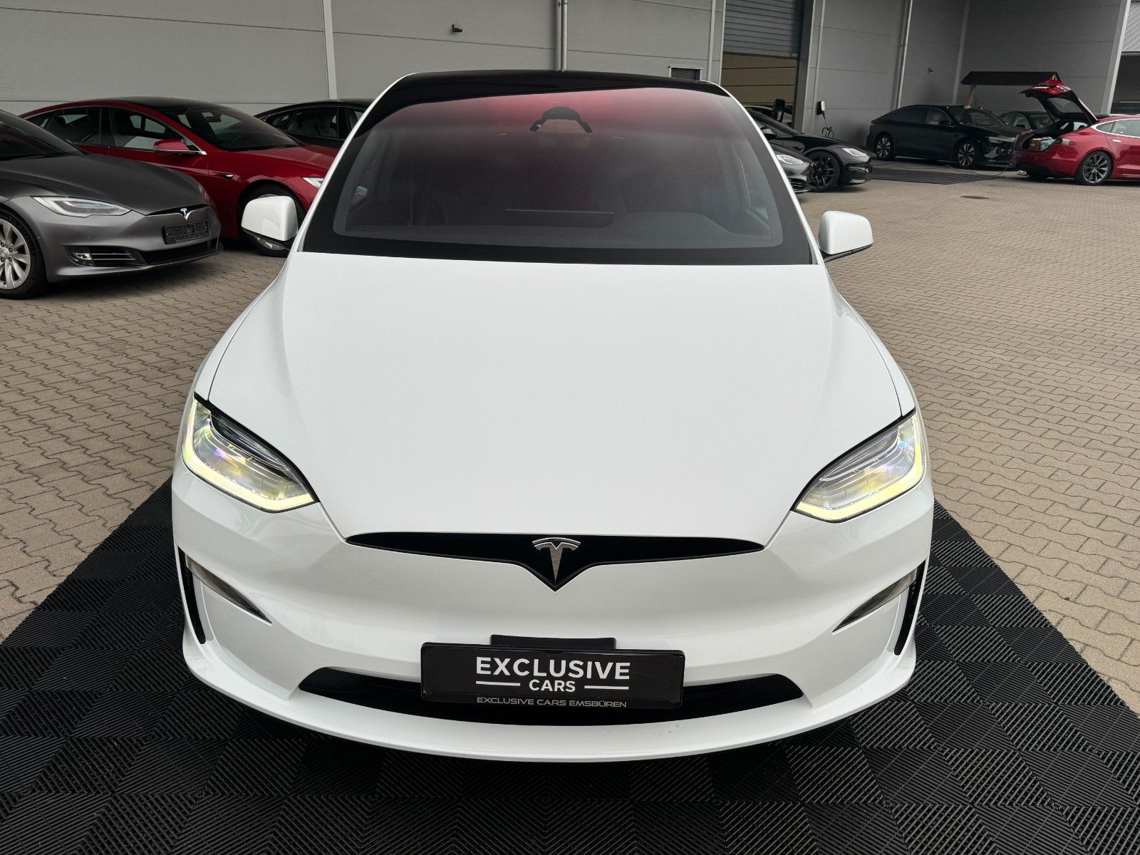 Tesla MODEL X PLAID | HARDWARE 4 | 6 SEATS |