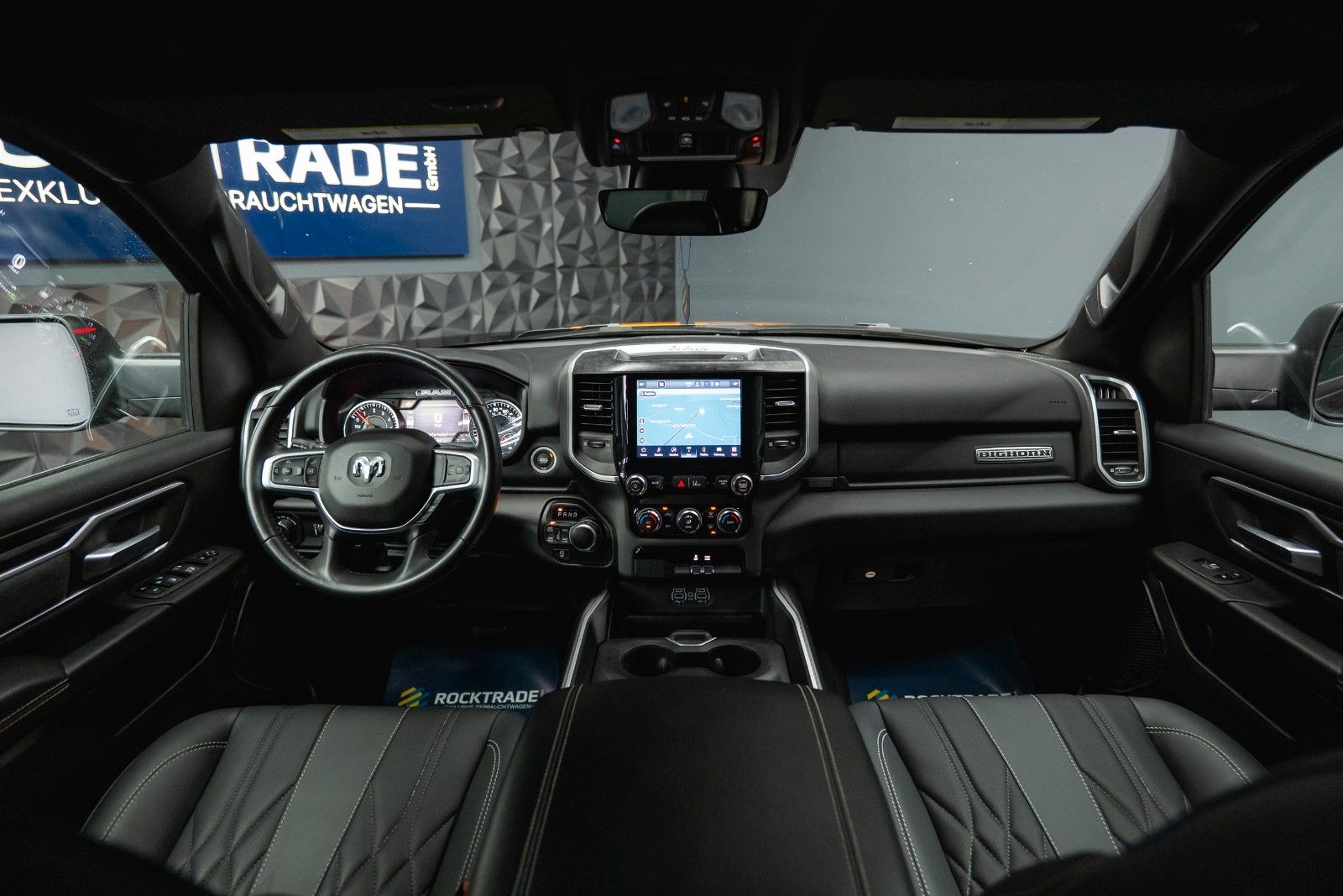 Dodge RAM 5.7 V8 HEMI 4x4 OFFROAD Night-Paket *LED*19%
