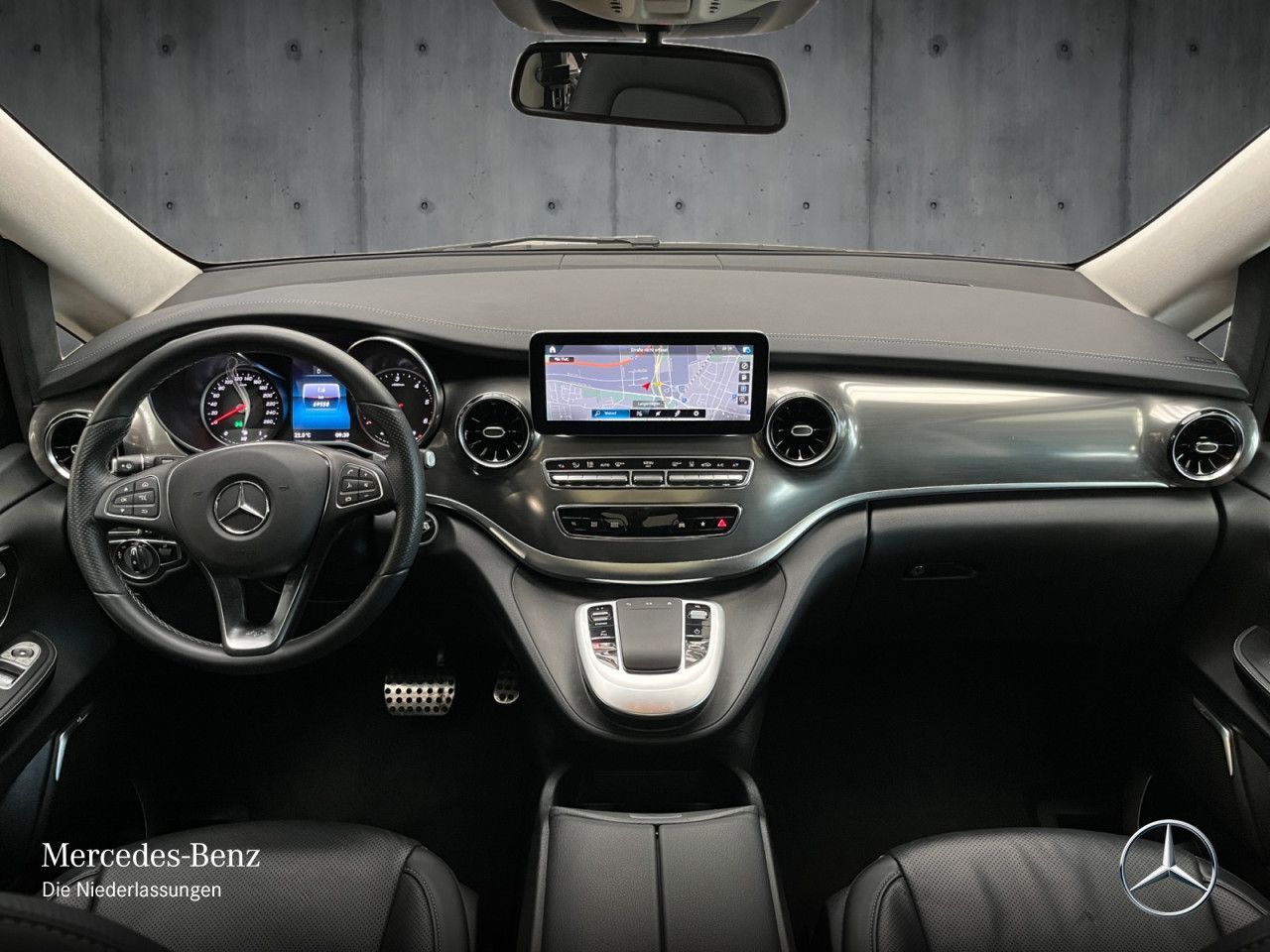 Mercedes-Benz V 300 d EXCLUSIVE EDITION - Samsaru's Car Outlet