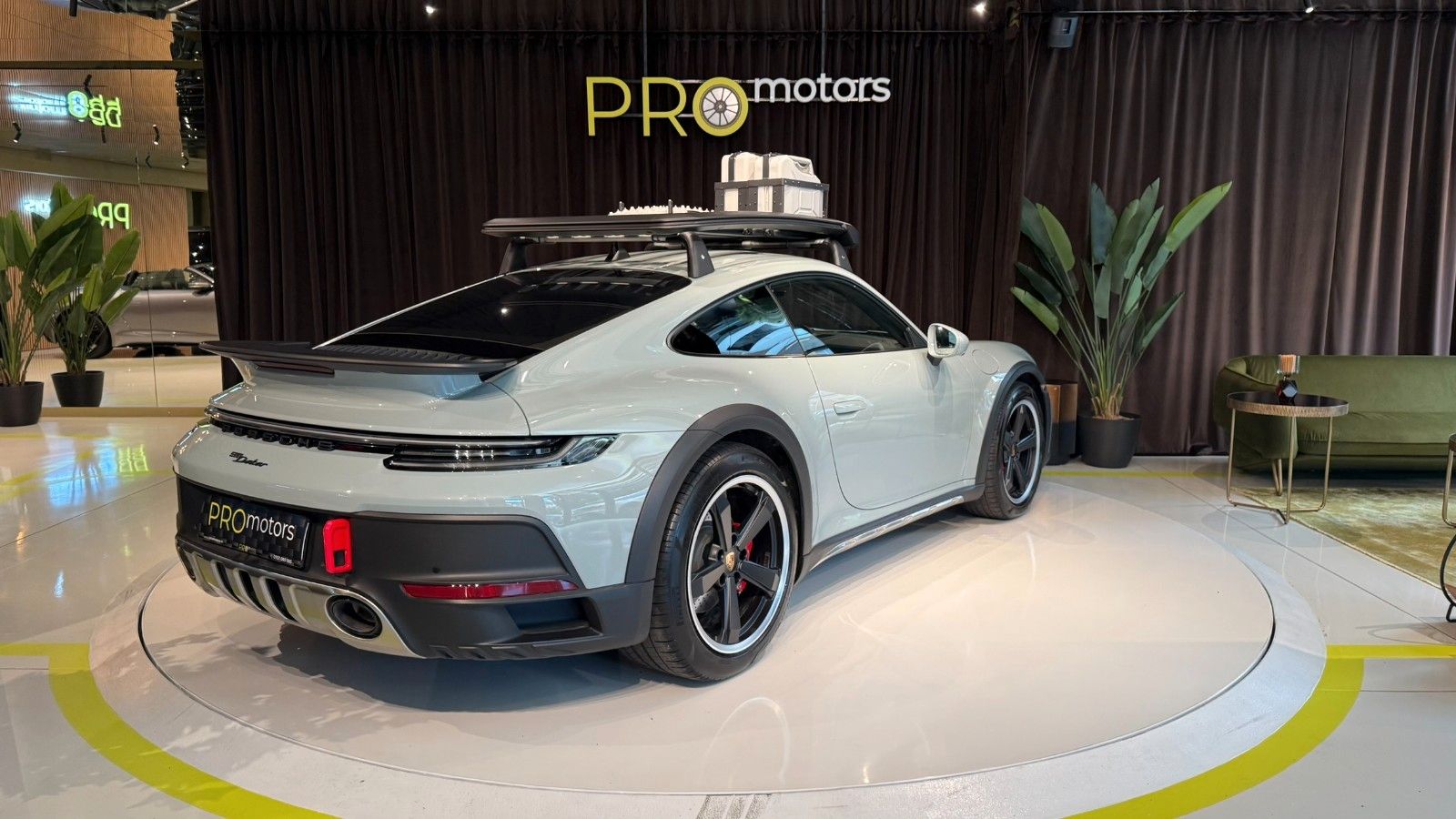 Porsche 911 Dakar