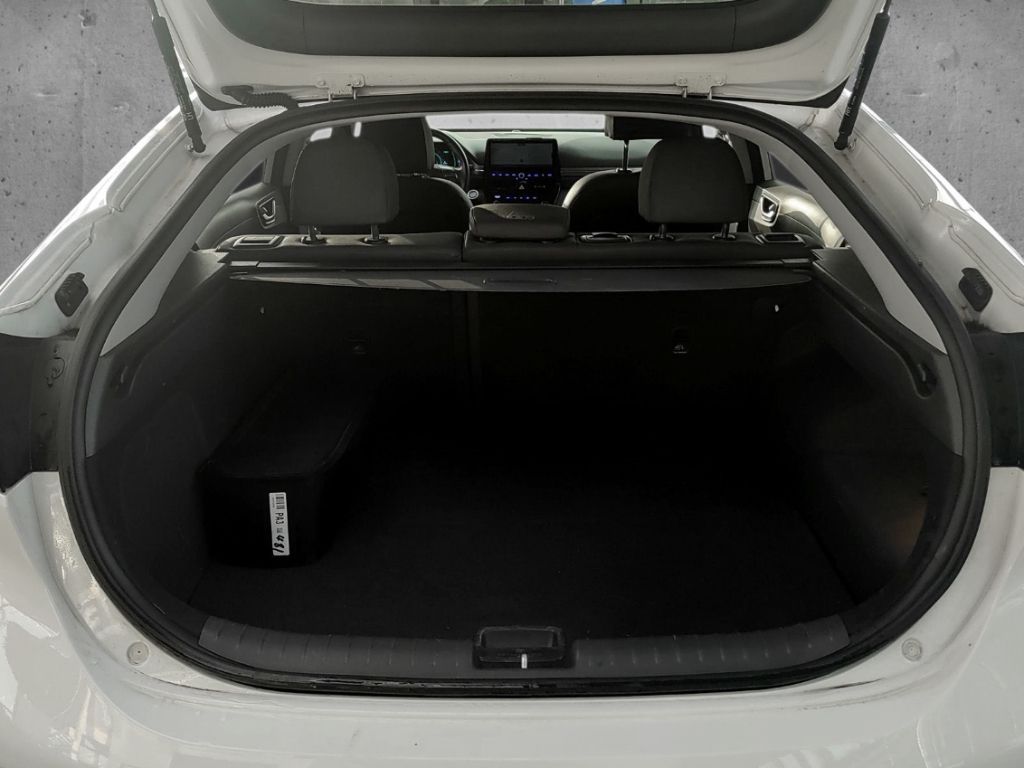 Hyundai IONIQ FL PlugInHybrid 1.6 PRIMEPaket - Samsaru's Car Outlet