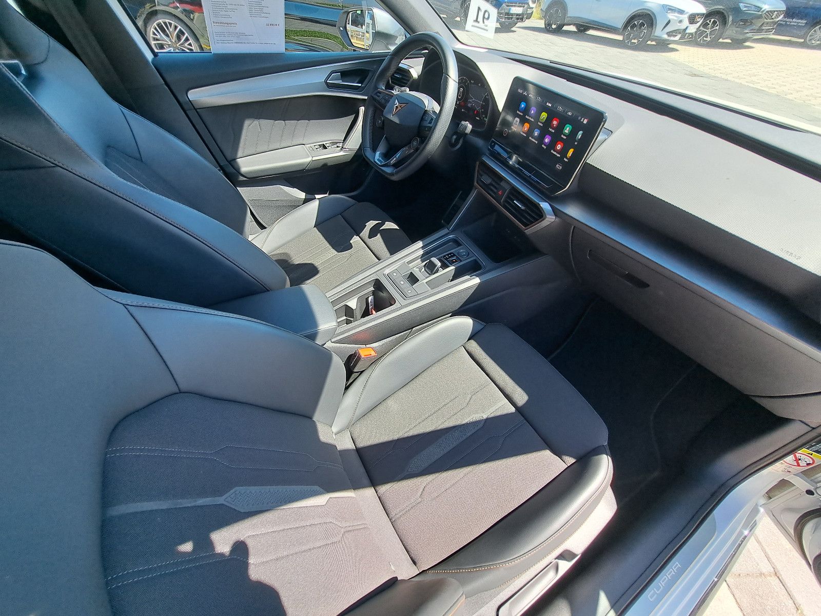 Cupra Leon SP VZ 2.0TSI 310PS DSG 4x4 - Samsaru's Car Outlet
