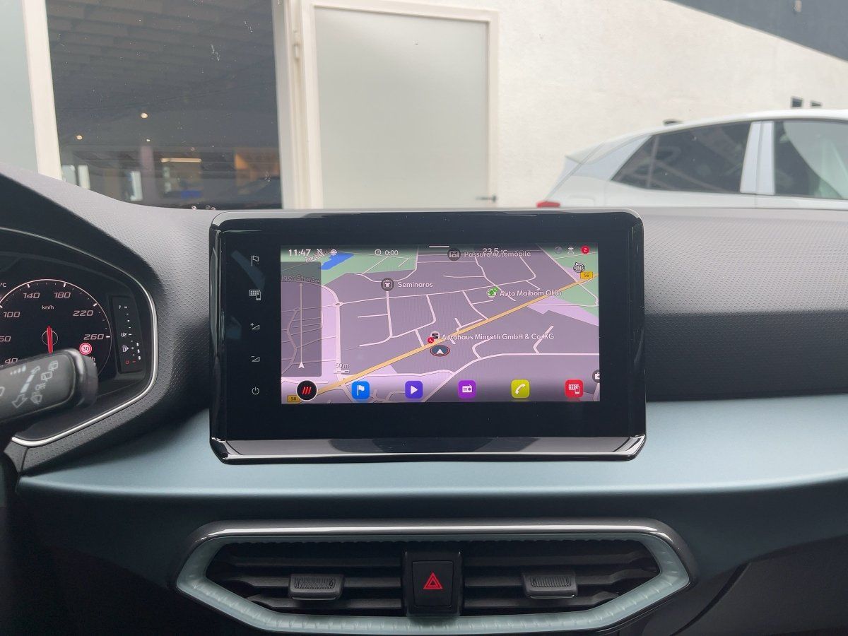 Seat Arona XPERIENCE 1.0 TSI DSG AHK+ACC+NAVI+RFK+SHZ