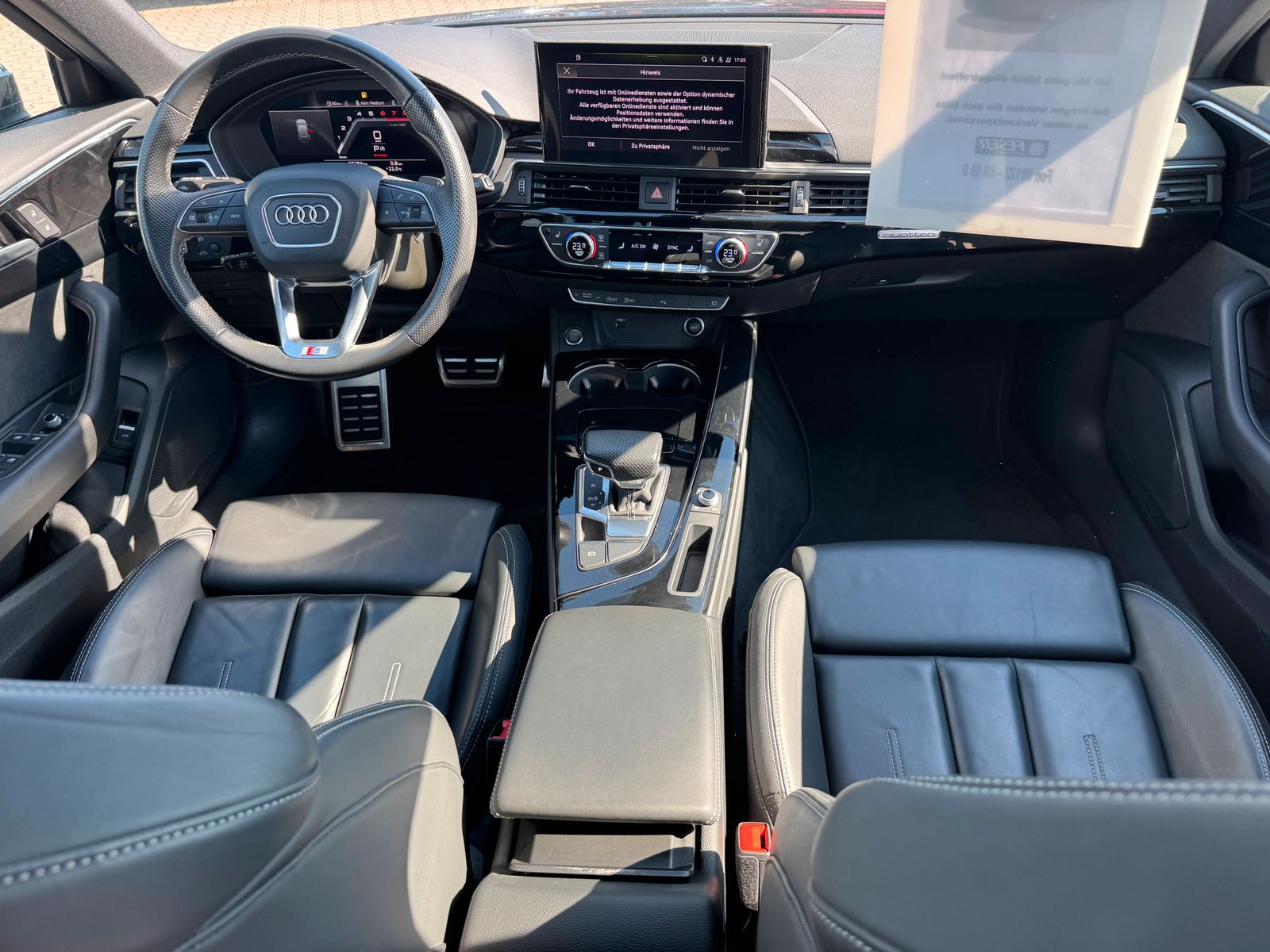 Audi A4 Avant S-Line 40 TFSI qu S-Tr. MATRIX AHK ACC