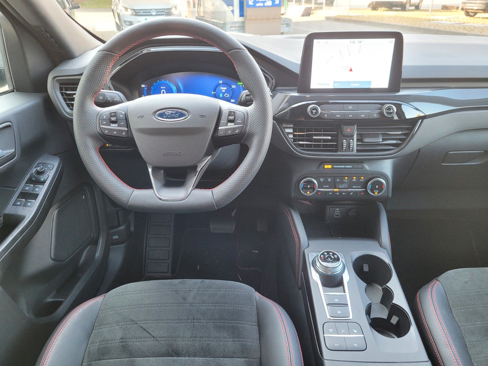Ford Kuga Plug-In Hybrid ST-Line X - Samsaru's Car Outlet