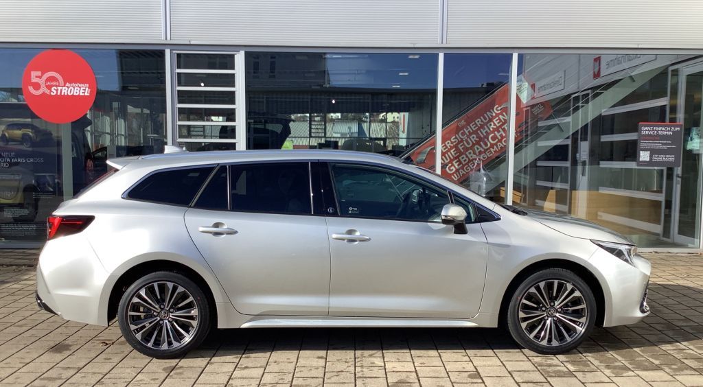 Toyota Corolla 1.8 Hybrid Touring Sports Team Deutschla