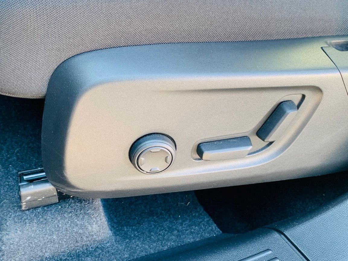 Volvo XC40 B4 B Pl. Dark - Samsaru's Car Outlet