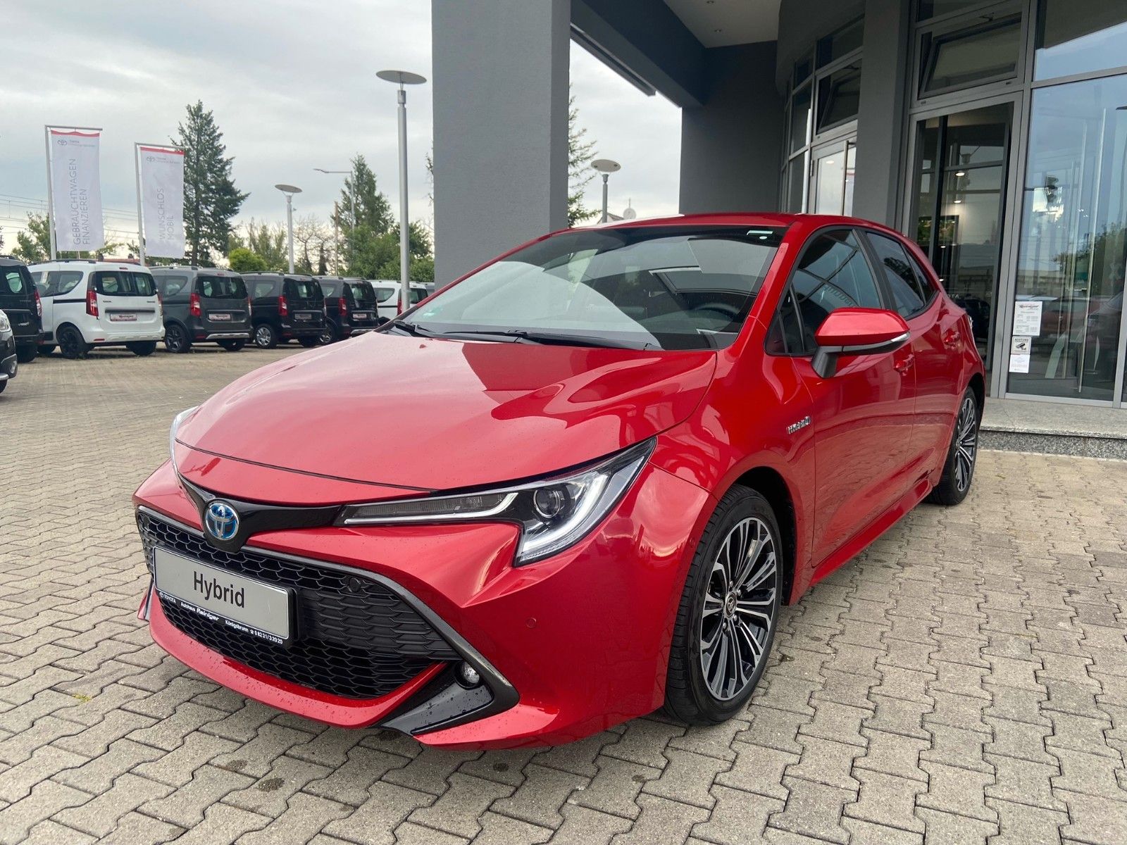 Toyota Corolla 2.0 Hybrid - Samsaru's Car Outlet