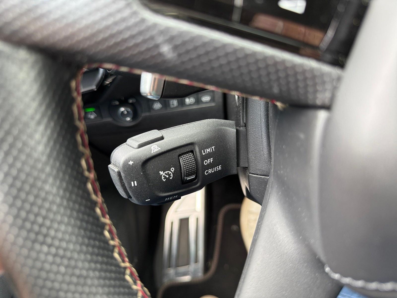 DS Automobiles DS7 CB E-TENSE 4X4 PERFLINE,LEASING MÖGLICH,RÜCK