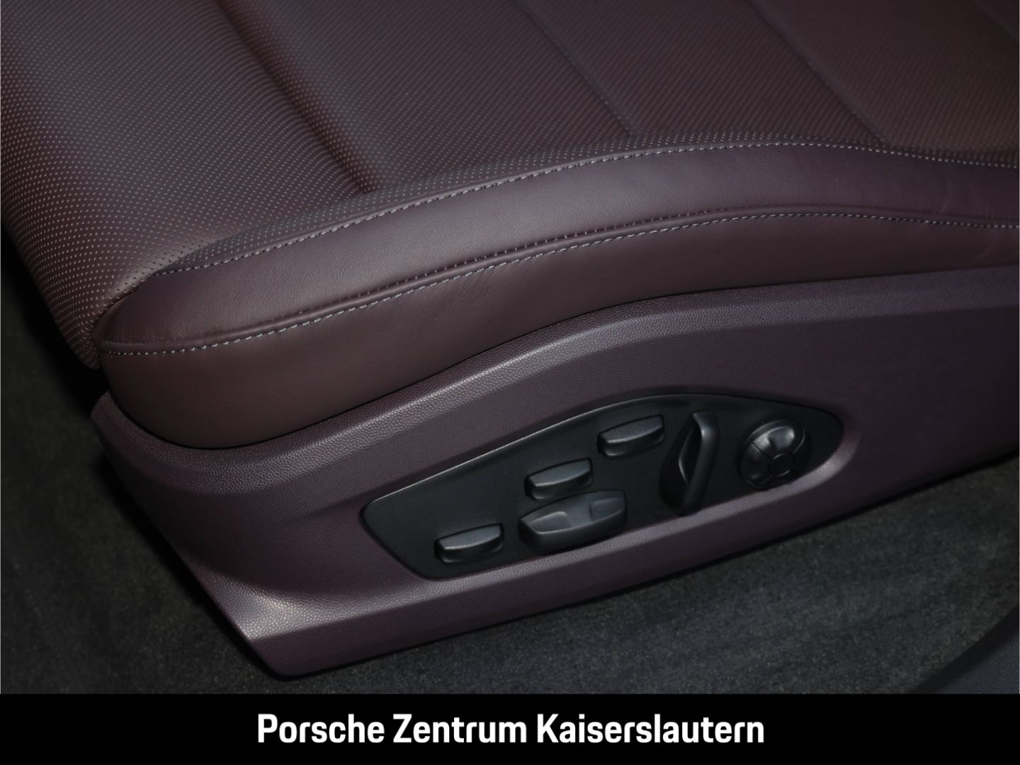 Porsche Macan 4 BOSE Panoramadach Surround View LED