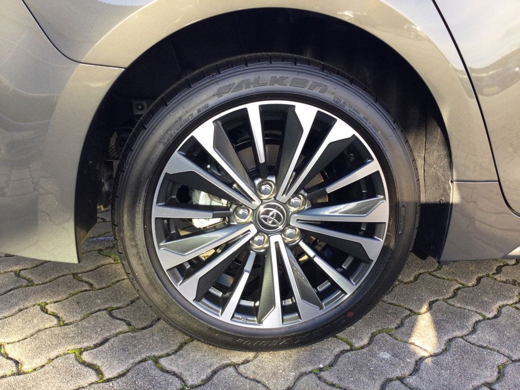 Toyota Corolla Touring Sports 2.0 Hybrid Team D