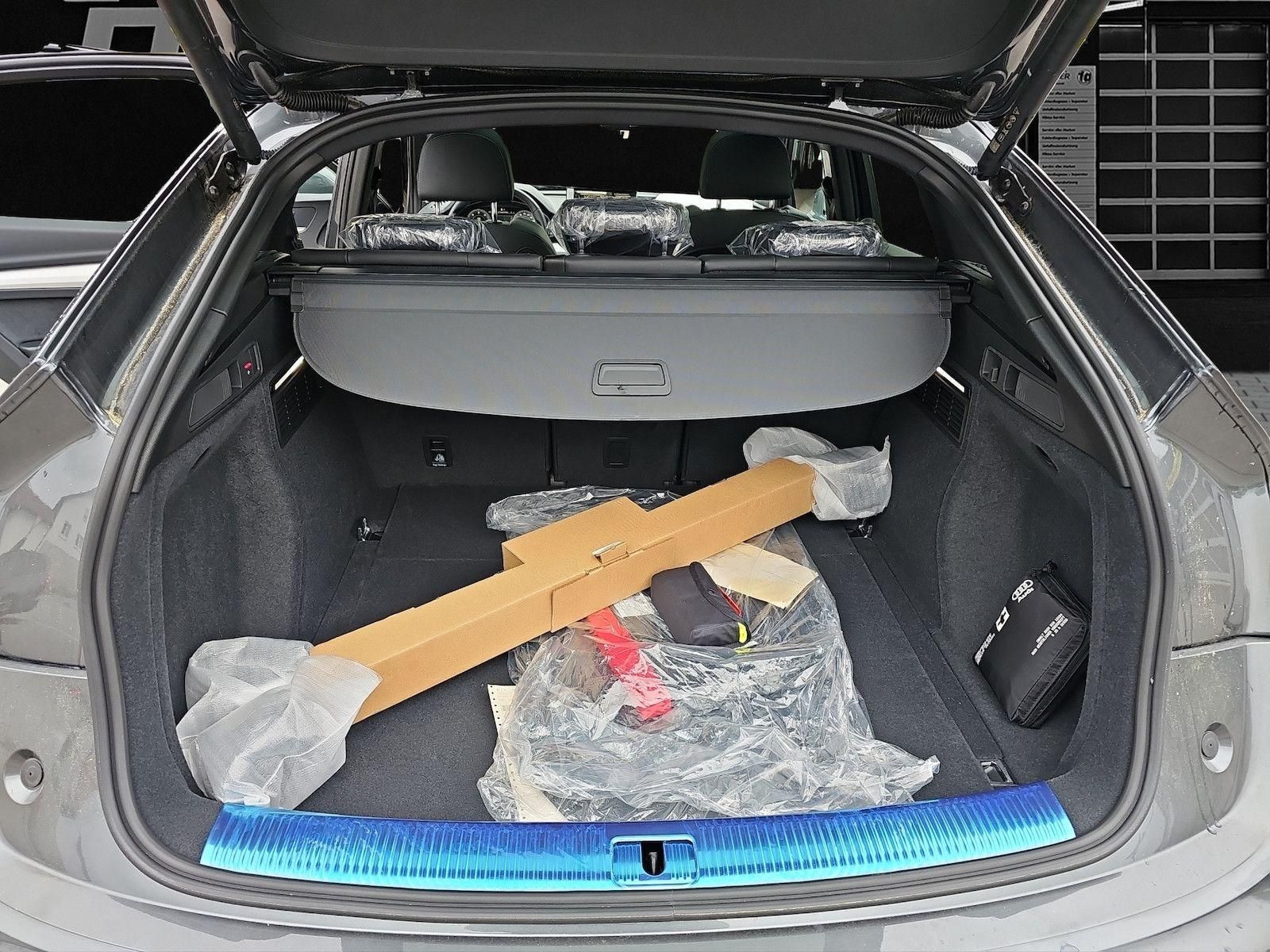 Audi Q5 Sportback 40 TDI quattro S line - Samsaru's Car Outlet