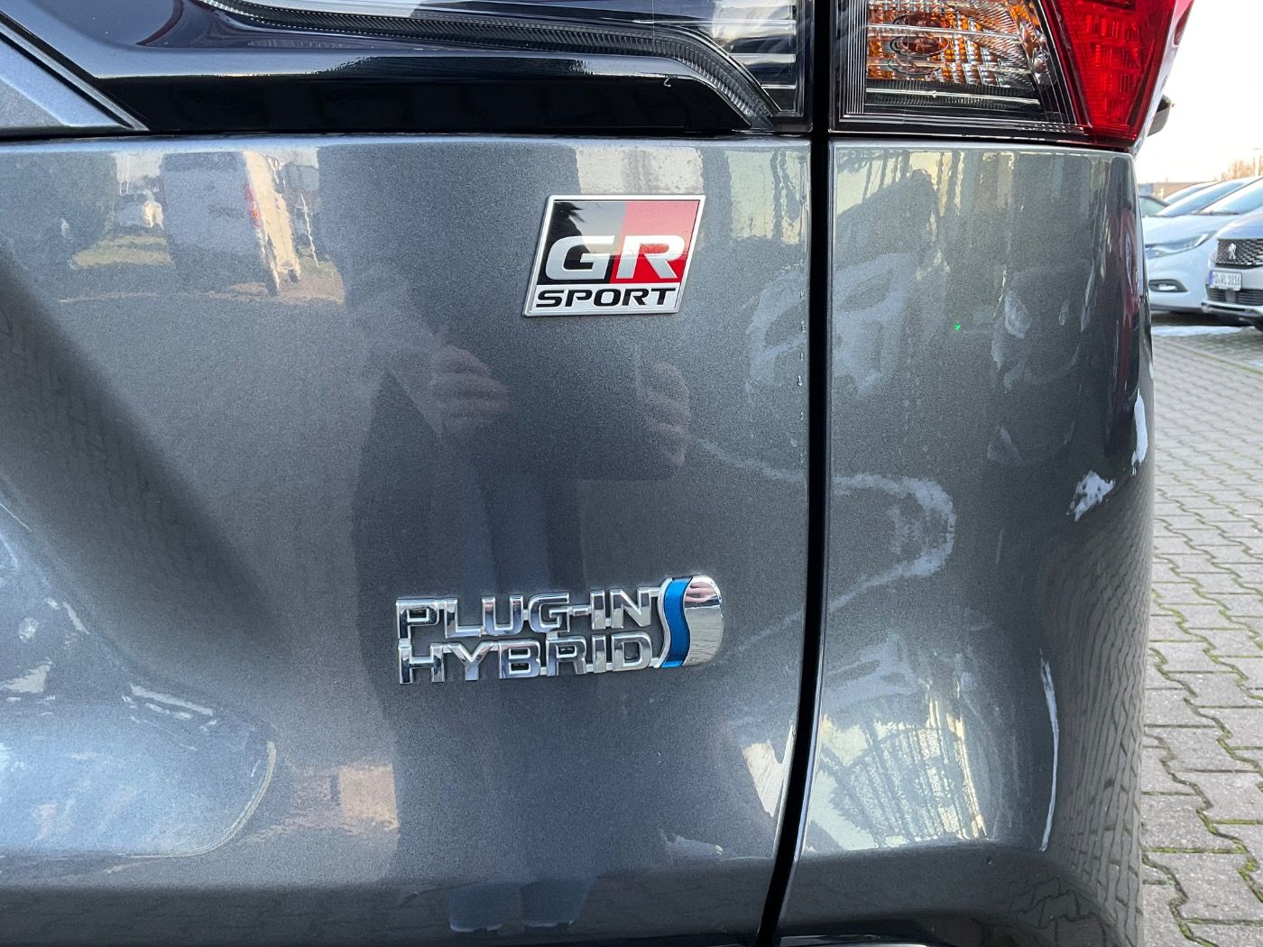 Toyota RAV4 2.5 GR Sport ACC+LED+Navi+Pano+SD+SHZ+360