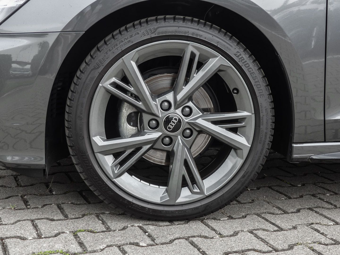 Audi A3 Sportback 30 TFSI S line - Samsaru's Car Outlet