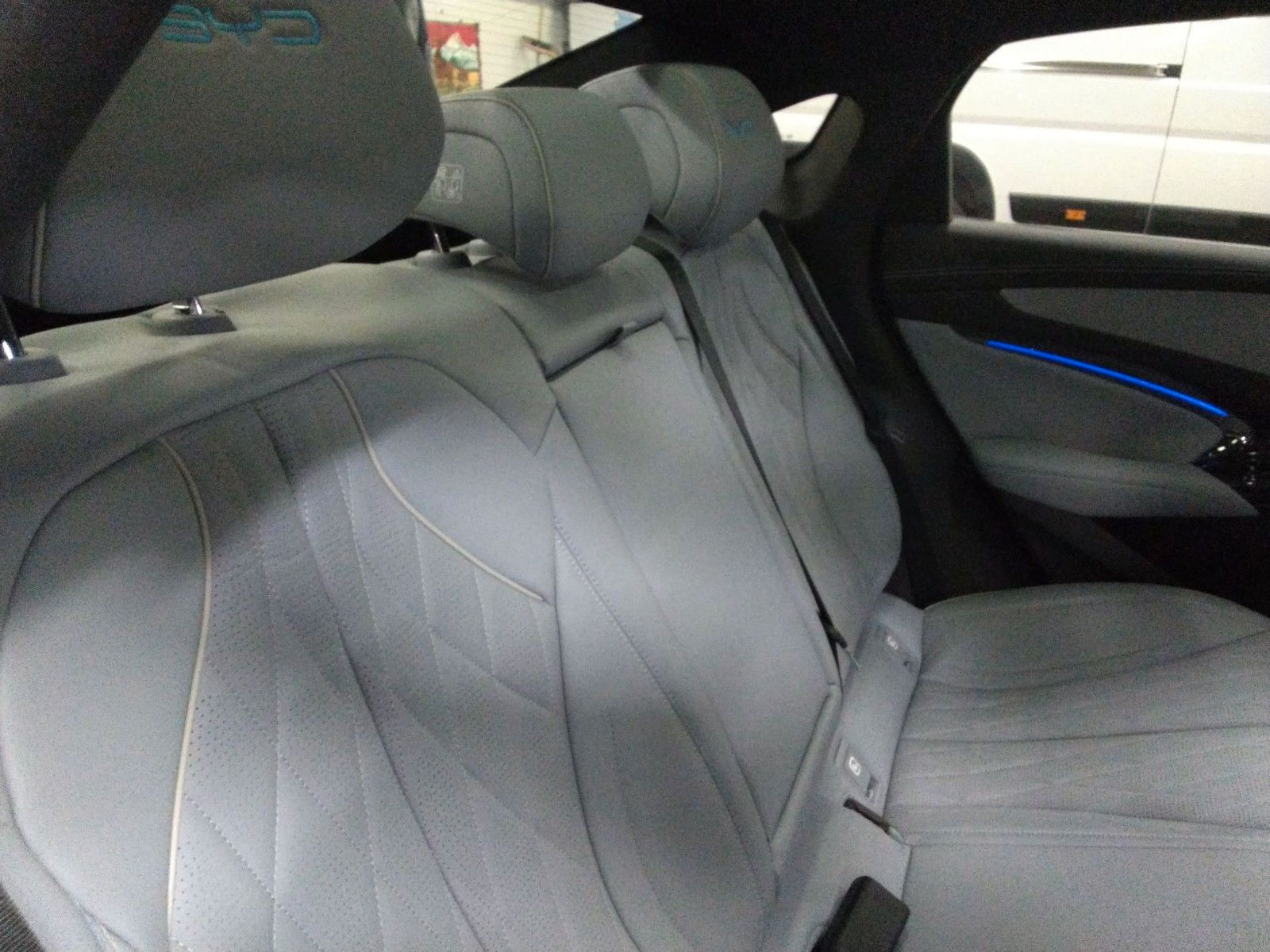 BYD SEAL Design