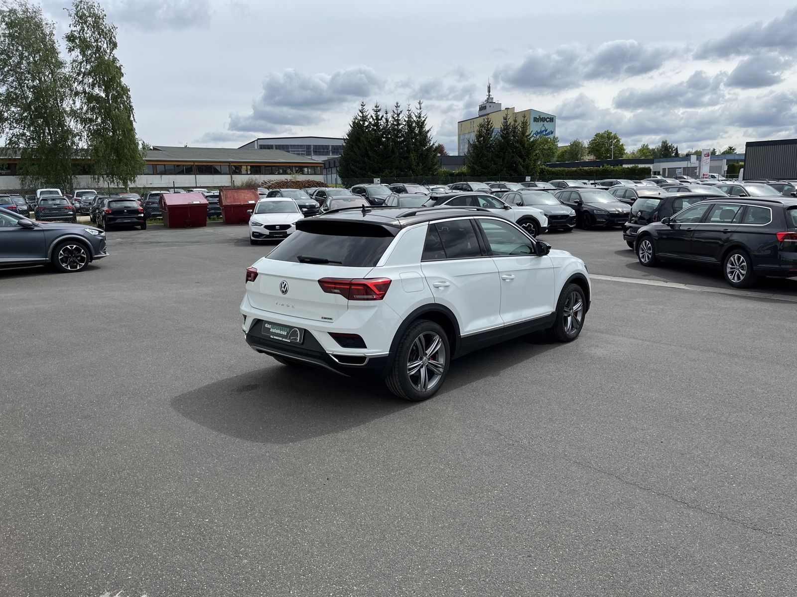 Volkswagen T-Roc 2.0 TSI DSG 4Motion Sport - Samsaru's Car Outlet