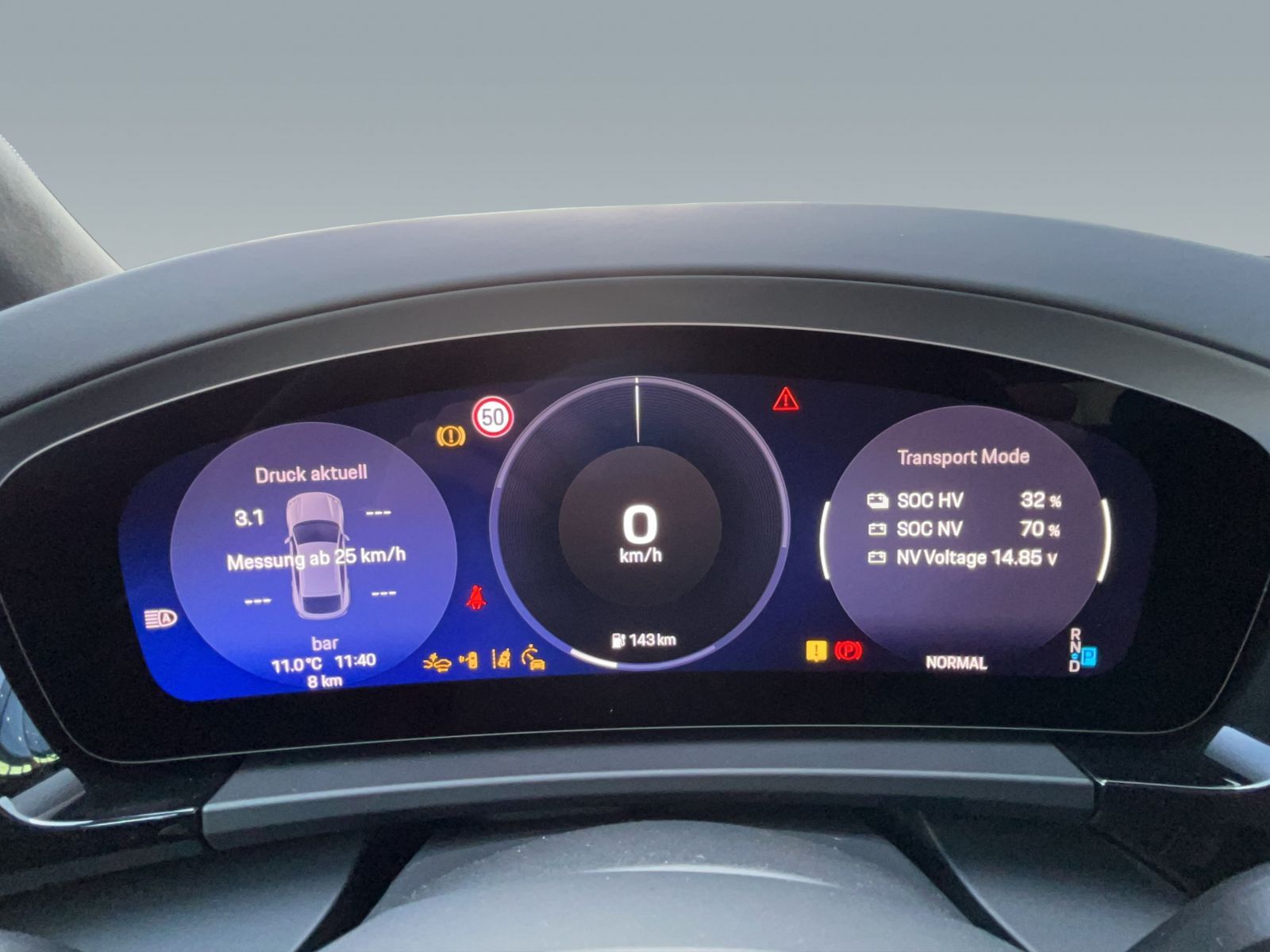 Porsche Macan Turbo - Samsaru's Car Outlet