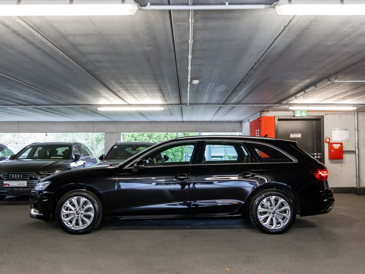 Audi A4 Avant 35 TDI advanced S line - Samsaru's Car Outlet