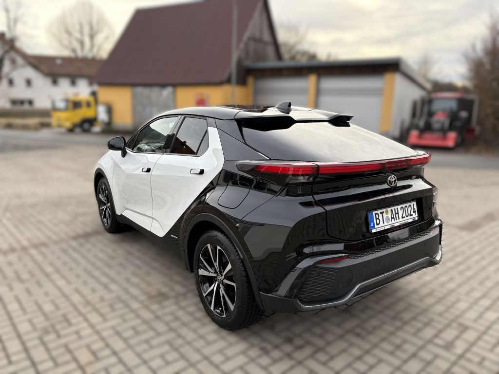 Toyota C-HR 2.0 Hybrid AWD GR SPORT Premiere