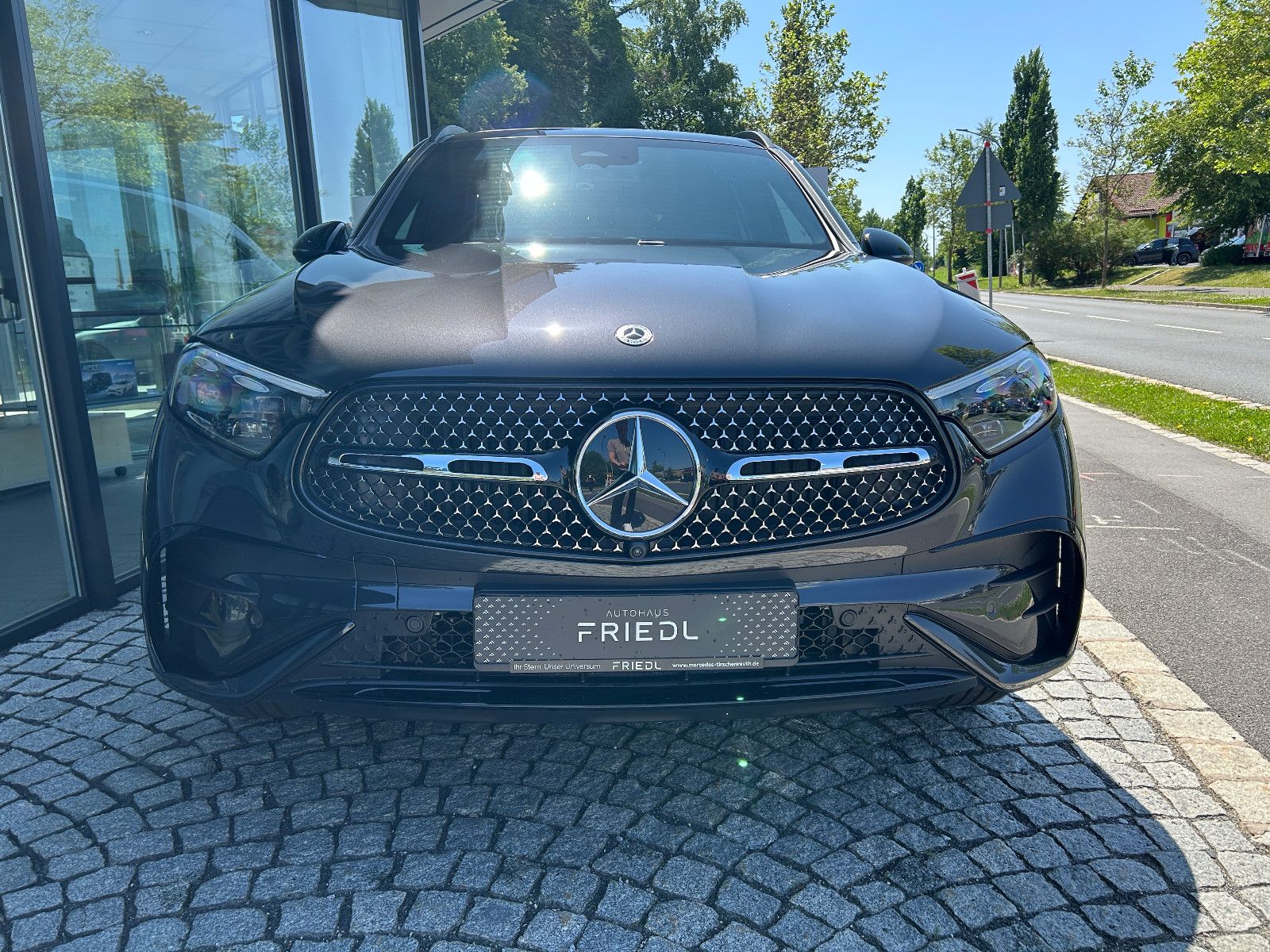 Mercedes-Benz GLC 220d AMG AHK Night Distro Digital Pano Keyle
