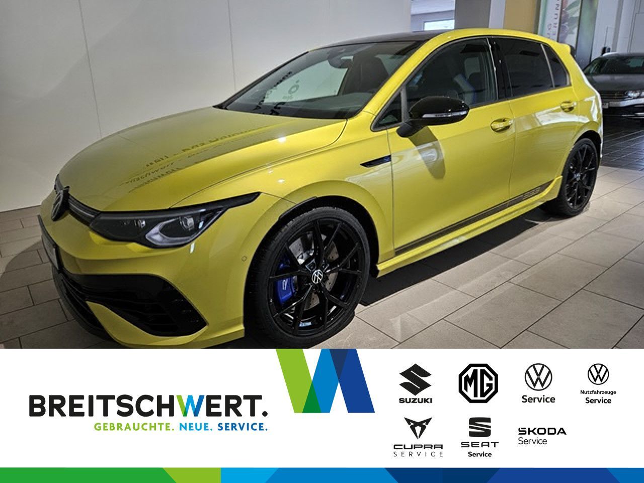 Volkswagen Golf 8 R 2.0 TSI 4M DSG - Samsaru's Car Outlet