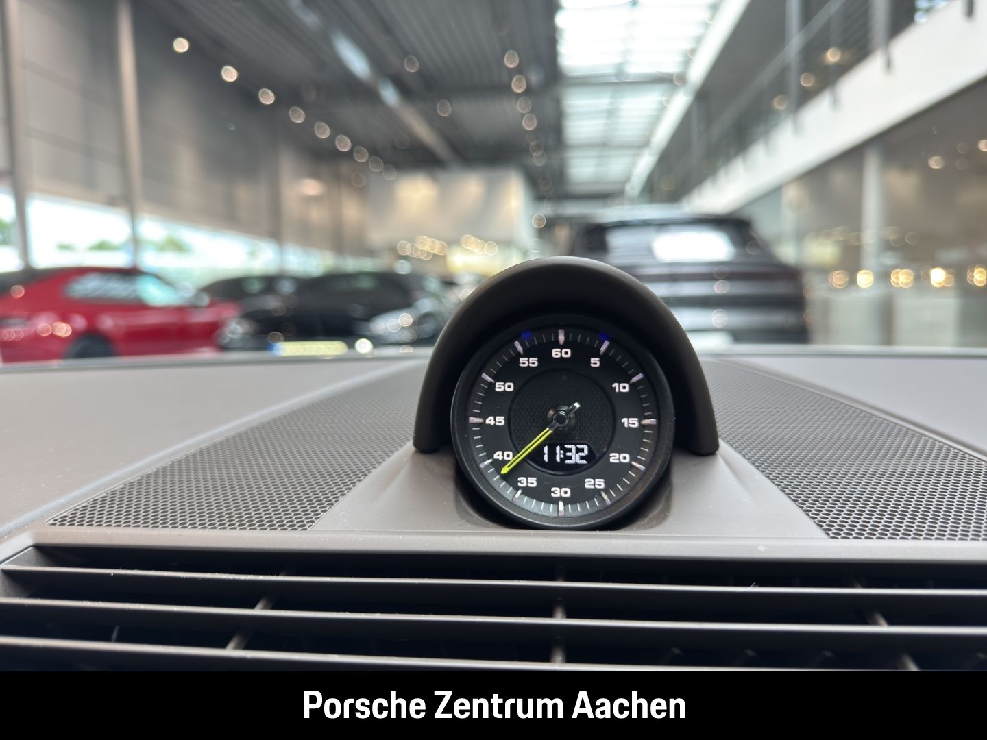 Porsche Panamera 4 E-Hybrid Surround-View Luftfederung