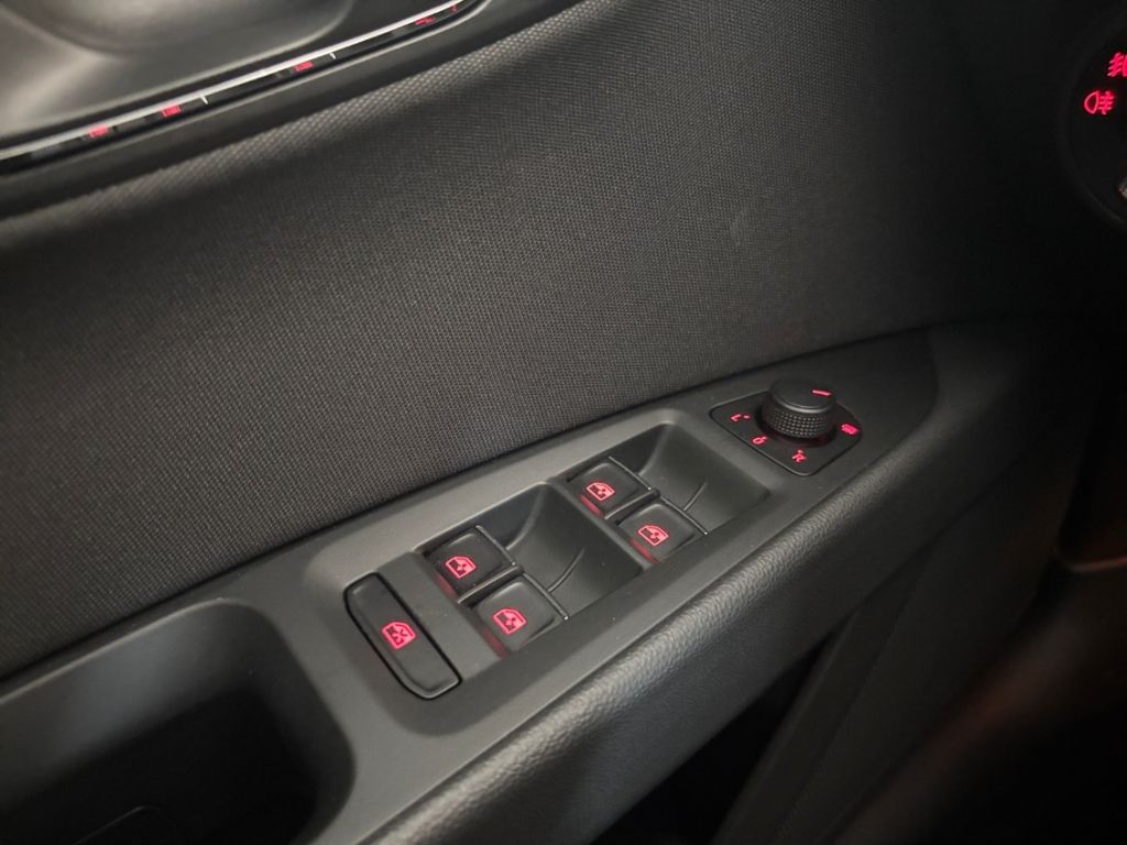 Seat Leon ST FR - Samsaru's Car Outlet