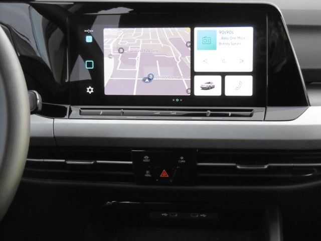 Volkswagen Golf VIII 2.0 TDI Life - Samsaru's Car Outlet