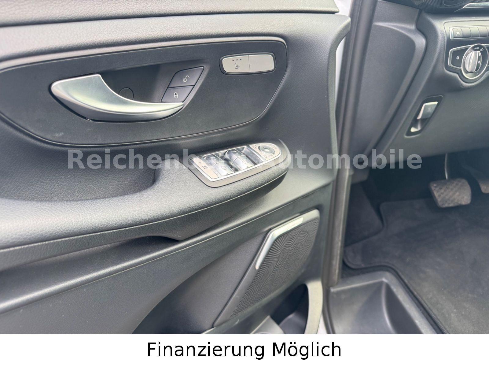 Mercedes-Benz V 250 - Samsaru's Car Outlet