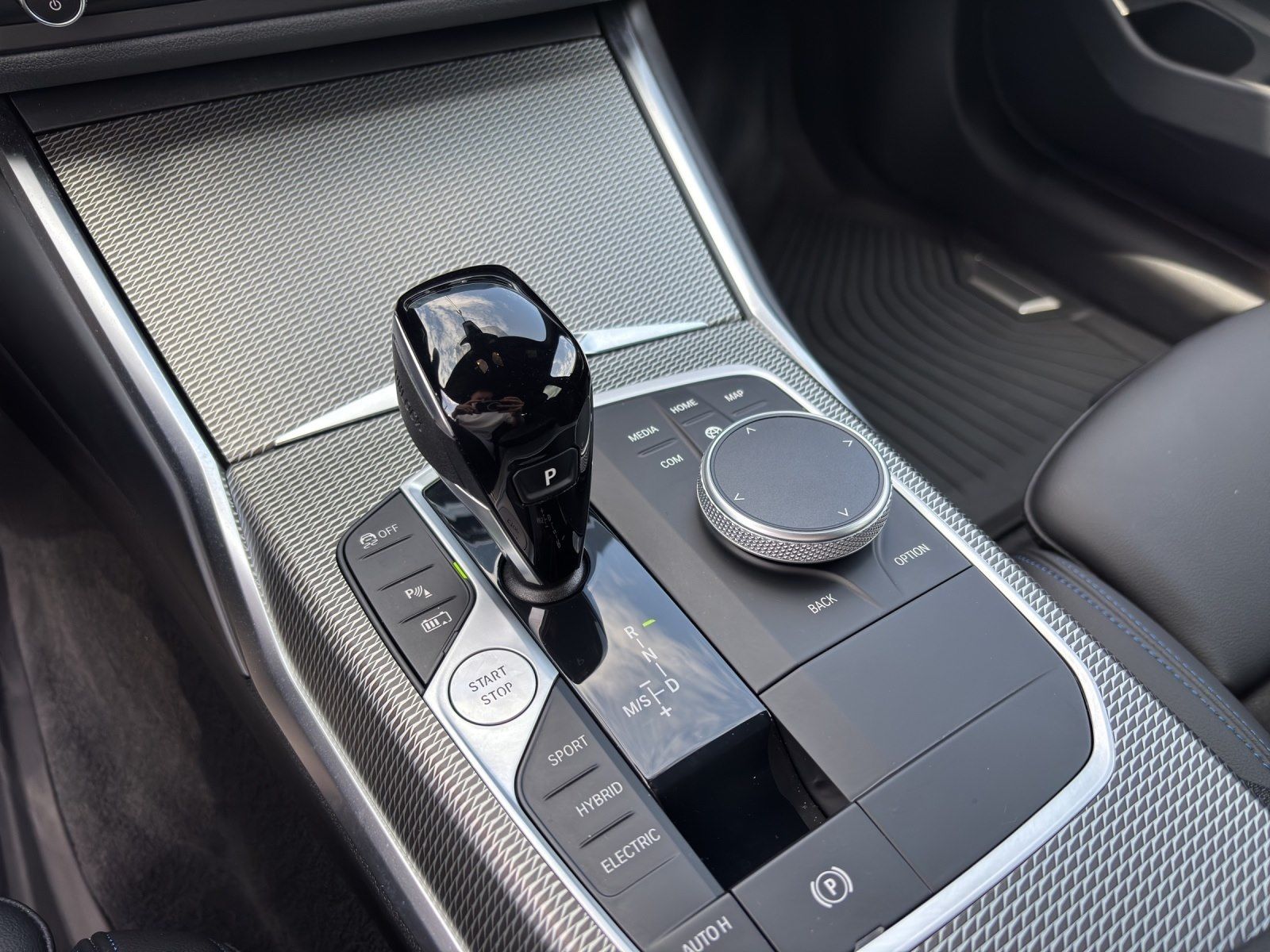 BMW 320e xDrive Touring M Sport - Samsaru's Car Outlet