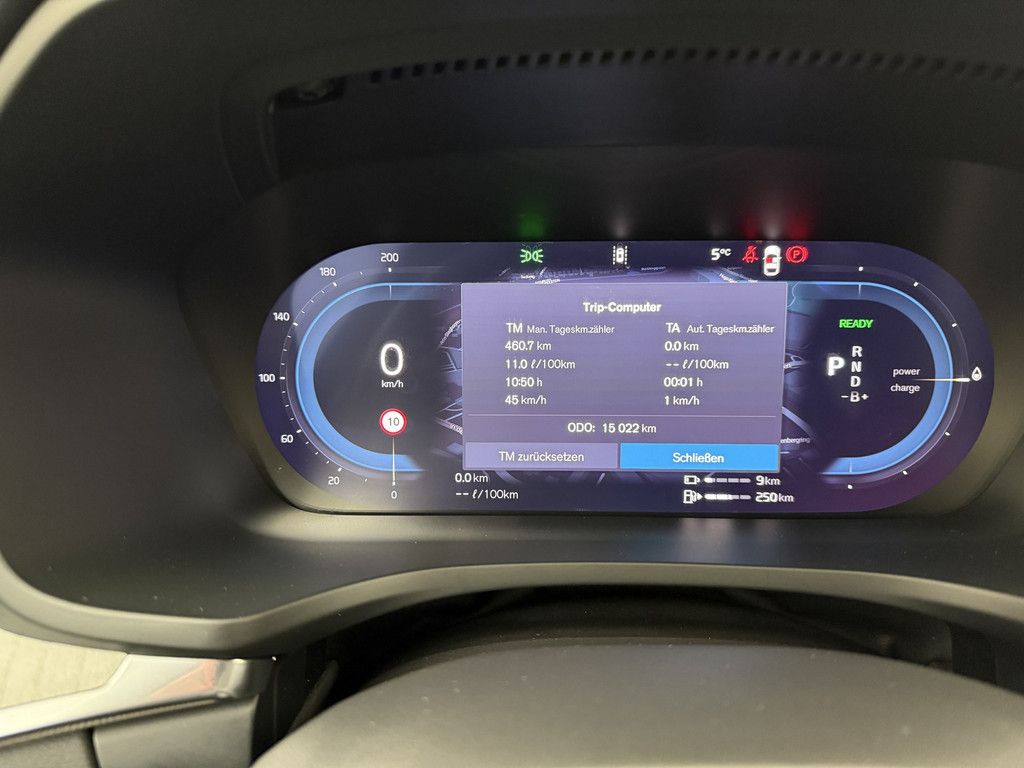 Volvo V60 T6 AWD Ultra Dark Recharge Plug-In Hybrid *A